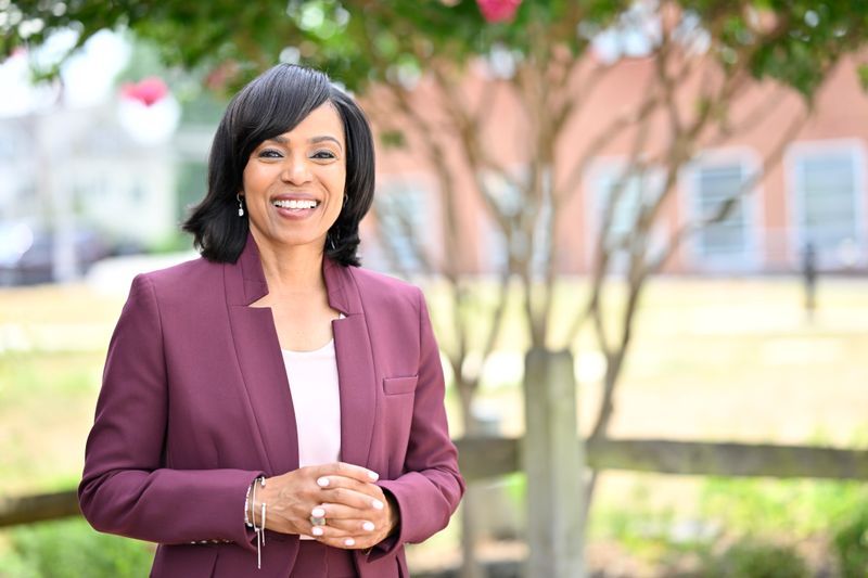 Headshot of Senator Angela Alsobrooks